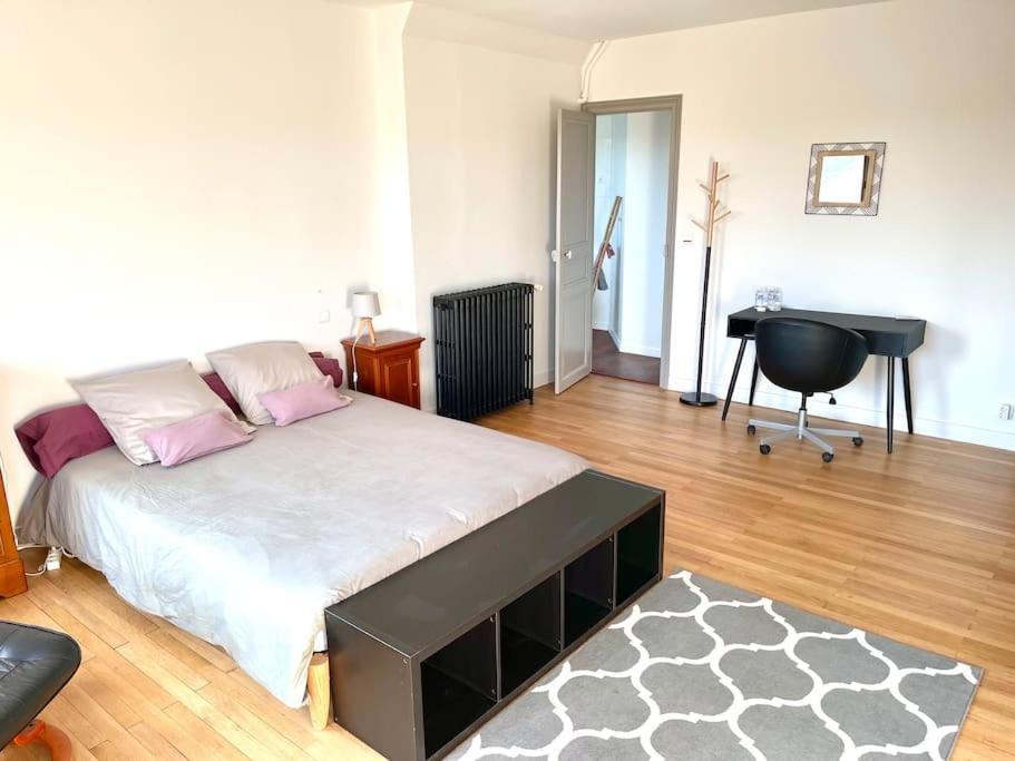 Apartment 160m2 - 2e Etage Maison De Maitre Beaupréau-en-Mauges